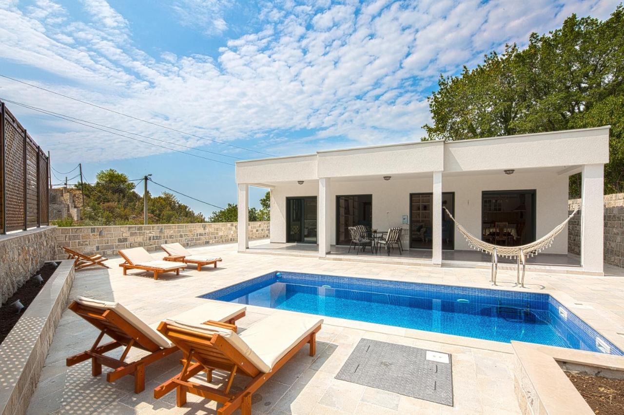 Villa Latina 2 بودفا المظهر الخارجي الصورة